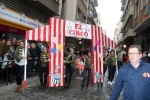 La lluvia agua la fiesta de la Cavalcada del ninot