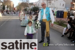 Las fallas de La Vall ofrendan a la Virgen de los Desamparados