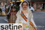 Las fallas de La Vall ofrendan a la Virgen de los Desamparados