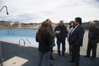La Diputacin mejora las oportunidades de Villanueva de Viver con la adecuacin de su piscina municipal