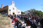 Concurrida romería de San Vicente de l'Alcora con la mocadorà y el concierto