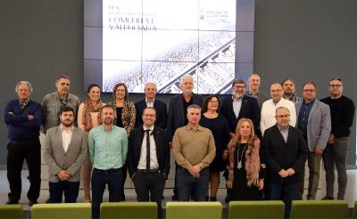 Alcaldes de la provincia de Castelln en el acto por las cercanas celebrado hoy en Valencia