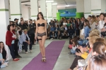 Fira Nova Temporada de ACOSAL con un concurrido defile de moda y actuación de On! Dance