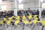 Fira Nova Temporada de ACOSAL con un concurrido defile de moda y actuación de On! Dance
