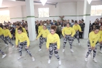 Fira Nova Temporada de ACOSAL con un concurrido defile de moda y actuación de On! Dance