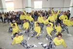 Fira Nova Temporada de ACOSAL con un concurrido defile de moda y actuación de On! Dance
