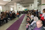 Fira Nova Temporada de ACOSAL con un concurrido defile de moda y actuación de On! Dance
