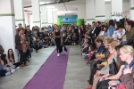 Fira Nova Temporada de ACOSAL con un concurrido defile de moda y actuación de On! Dance