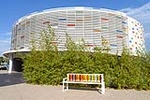 Castellón instala 10 bancos singulares de cerámica para promover su uso en el mobiliario urbano