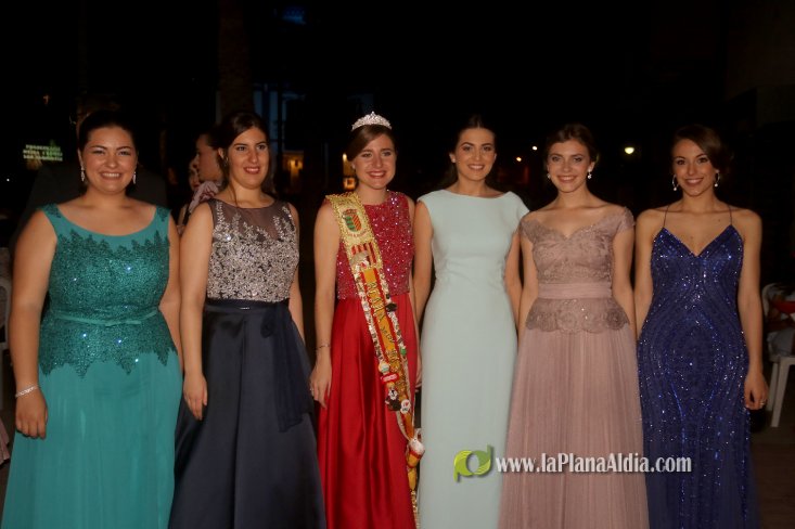 Les Alqueries corona a Inma Fornet com a la reina de les festes 2018