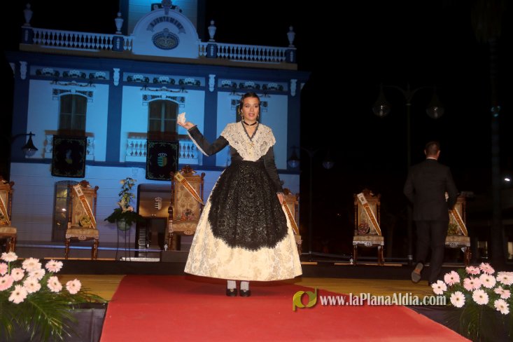 Les Alqueries corona a Inma Fornet com a la reina de les festes 2018