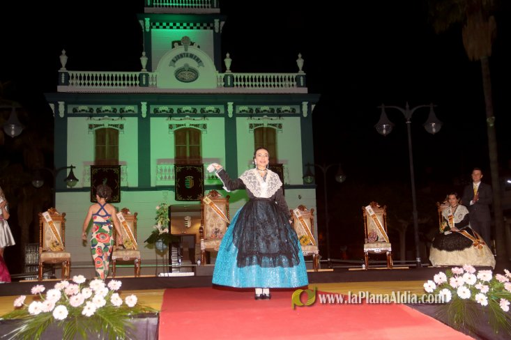 Les Alqueries corona a Inma Fornet com a la reina de les festes 2018