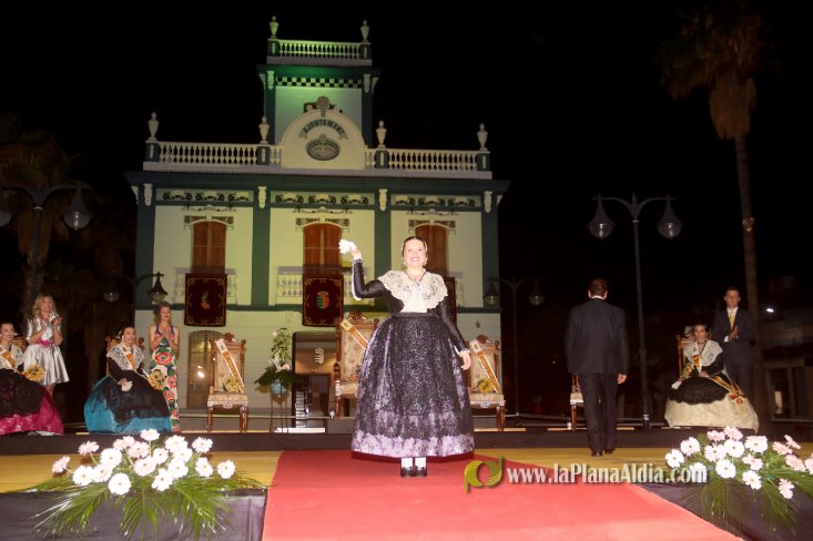 Les Alqueries corona a Inma Fornet com a la reina de les festes 2018