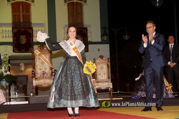 Les Alqueries corona a Inma Fornet com a la reina de les festes 2018