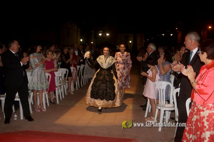 Les Alqueries corona a Inma Fornet com a la reina de les festes 2018