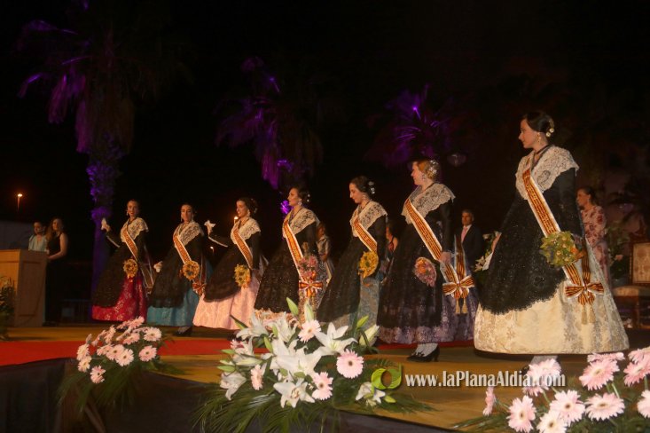 Les Alqueries corona a Inma Fornet com a la reina de les festes 2018