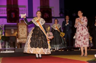 Les Alqueries corona a Imma Fornet com a la reina de les festes 2018