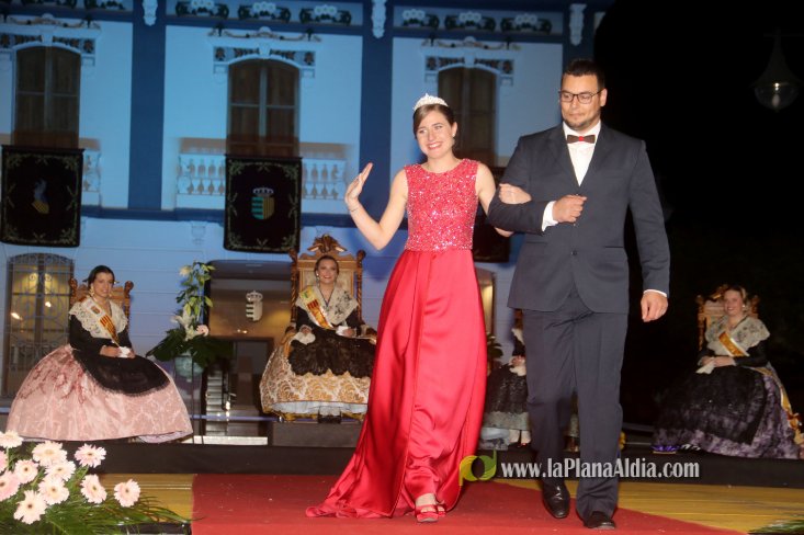 Les Alqueries corona a Inma Fornet com a la reina de les festes 2018