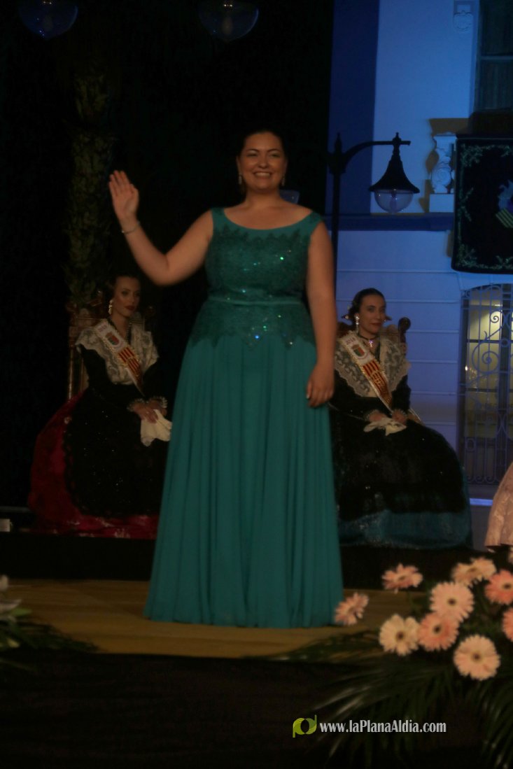 Les Alqueries corona a Inma Fornet com a la reina de les festes 2018