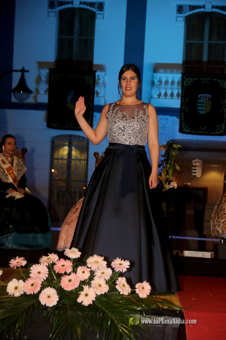 Les Alqueries corona a Inma Fornet com a la reina de les festes 2018