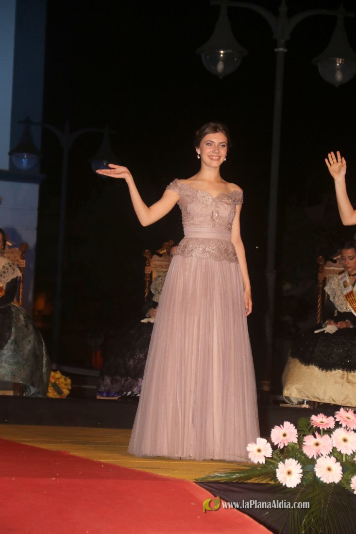 Les Alqueries corona a Inma Fornet com a la reina de les festes 2018