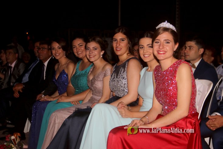 Les Alqueries corona a Inma Fornet com a la reina de les festes 2018