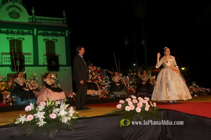 Les Alqueries corona a Inma Fornet com a la reina de les festes 2018