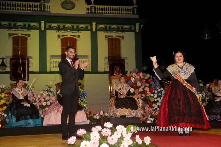 Les Alqueries corona a Inma Fornet com a la reina de les festes 2018