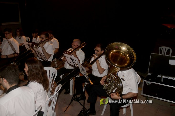 Les Alqueries corona a Inma Fornet com a la reina de les festes 2018