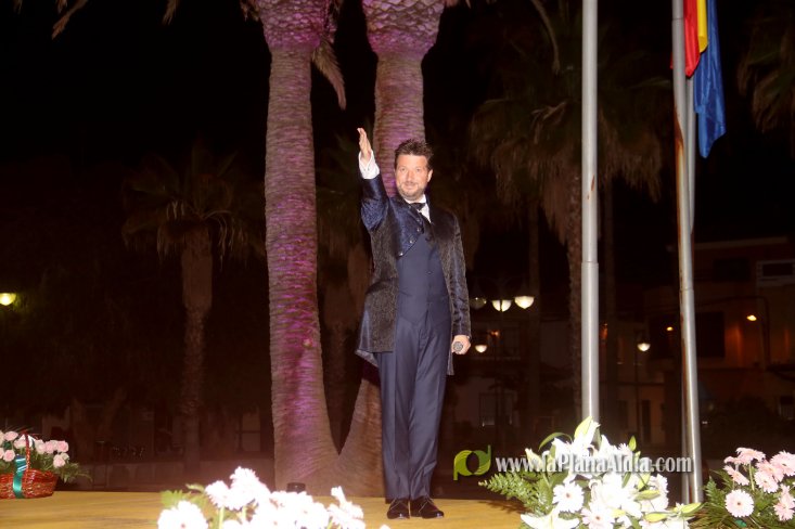 Les Alqueries corona a Inma Fornet com a la reina de les festes 2018