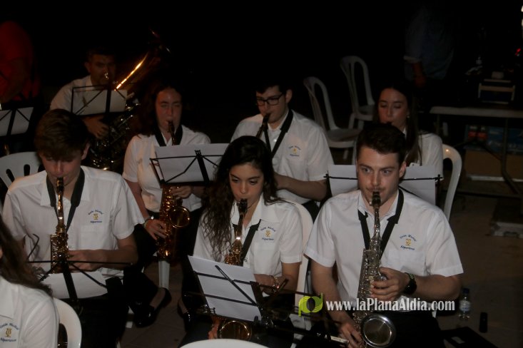 Les Alqueries corona a Inma Fornet com a la reina de les festes 2018