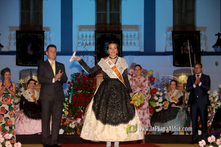 Les Alqueries corona a Inma Fornet com a la reina de les festes 2018