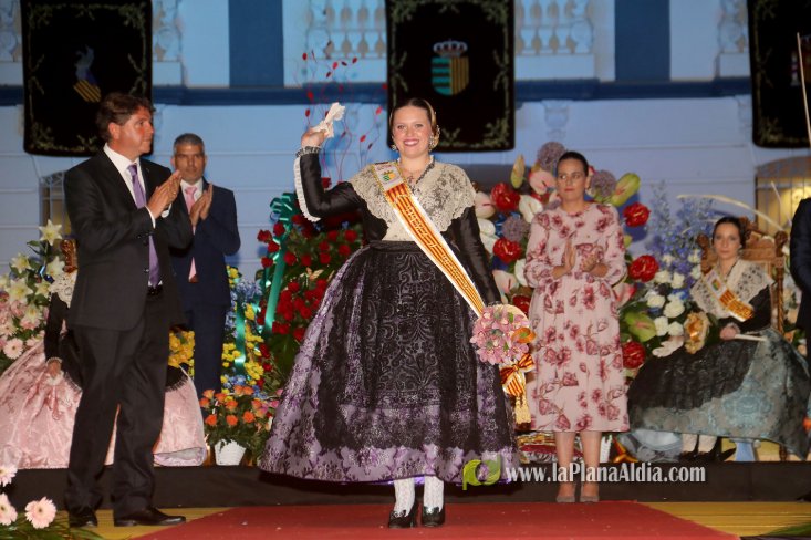 Les Alqueries corona a Inma Fornet com a la reina de les festes 2018