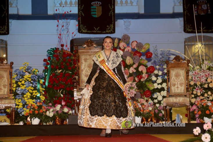 Les Alqueries corona a Inma Fornet com a la reina de les festes 2018