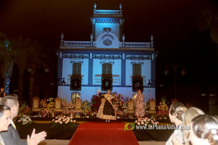 Les Alqueries corona a Inma Fornet com a la reina de les festes 2018