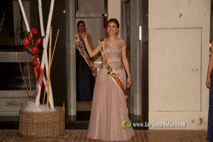 Les Alqueries corona a Inma Fornet com a la reina de les festes 2018