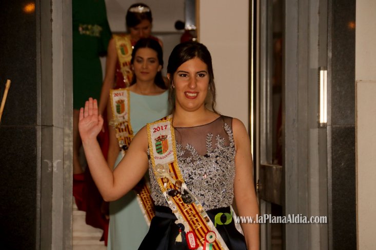 Les Alqueries corona a Inma Fornet com a la reina de les festes 2018