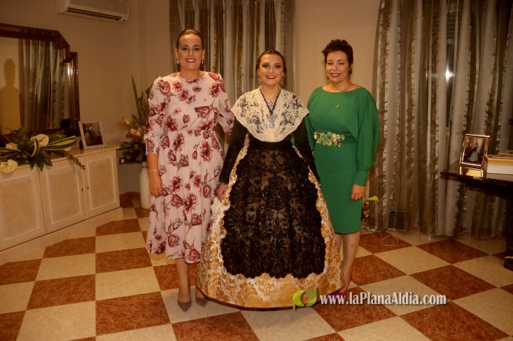 Les Alqueries corona a Inma Fornet com a la reina de les festes 2018
