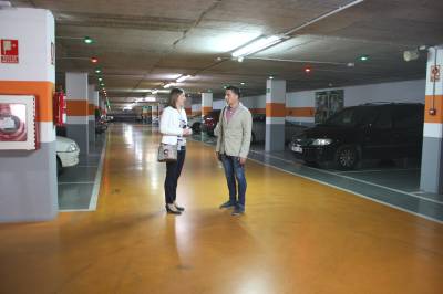 L'aparcament subterrani de la plaa Pere Cornell ja obri durant les 24 hores
