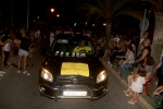 Colorida nit de disfresses de les Penyes en Festes