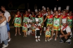 Colorida nit de disfresses de les Penyes en Festes