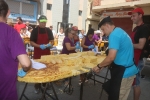 Acodis trionfa amb la truita gegant per a mil persones