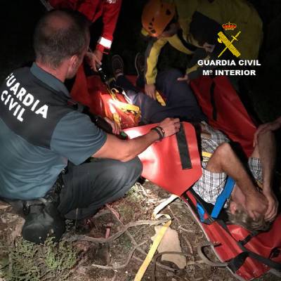 La Guardia Civil localiza y rescata a tres senderistas que se haban desorientado recogiendo setas en un paraje de El Toro 