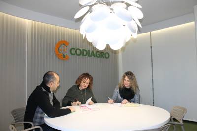 Codiagro firma un convenio de colaboracin con el Ayuntamiento de Vall d?Alba para impulsar acciones sociales