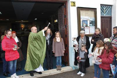 Ni el fred ni la pluja poden amb les celebracions en honor a Sant Antoni de Borriana