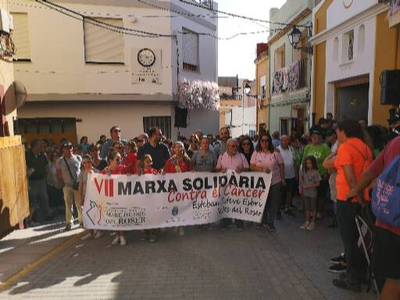 4.000 persones marxen contra el cncer 