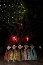 Les Alqueries despedeix les festes patronals amb processó i castell de focs artificials