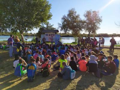 Plantació en els estanys per a celebrar el 25 aniversari de la creació de les microreserves en la Comunitat Valenciana