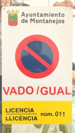 Actualización de las placas de vados en Montanejos