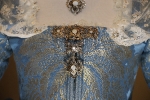 Amatista y ?palo, los colores escogidos por las Reinas Falleras de Burriana  para sus trajes oficiales